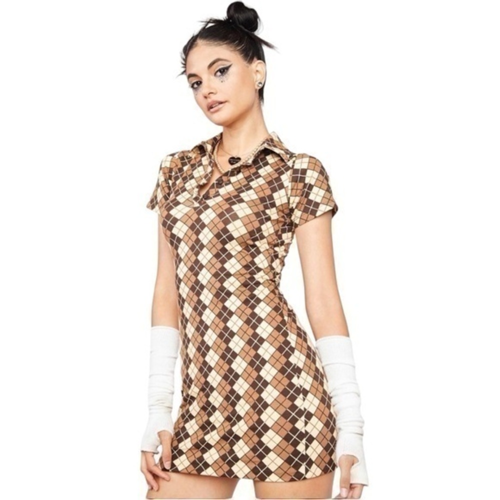 UO Motel Jeeves Mini Dress In Argyle Brown 💕
